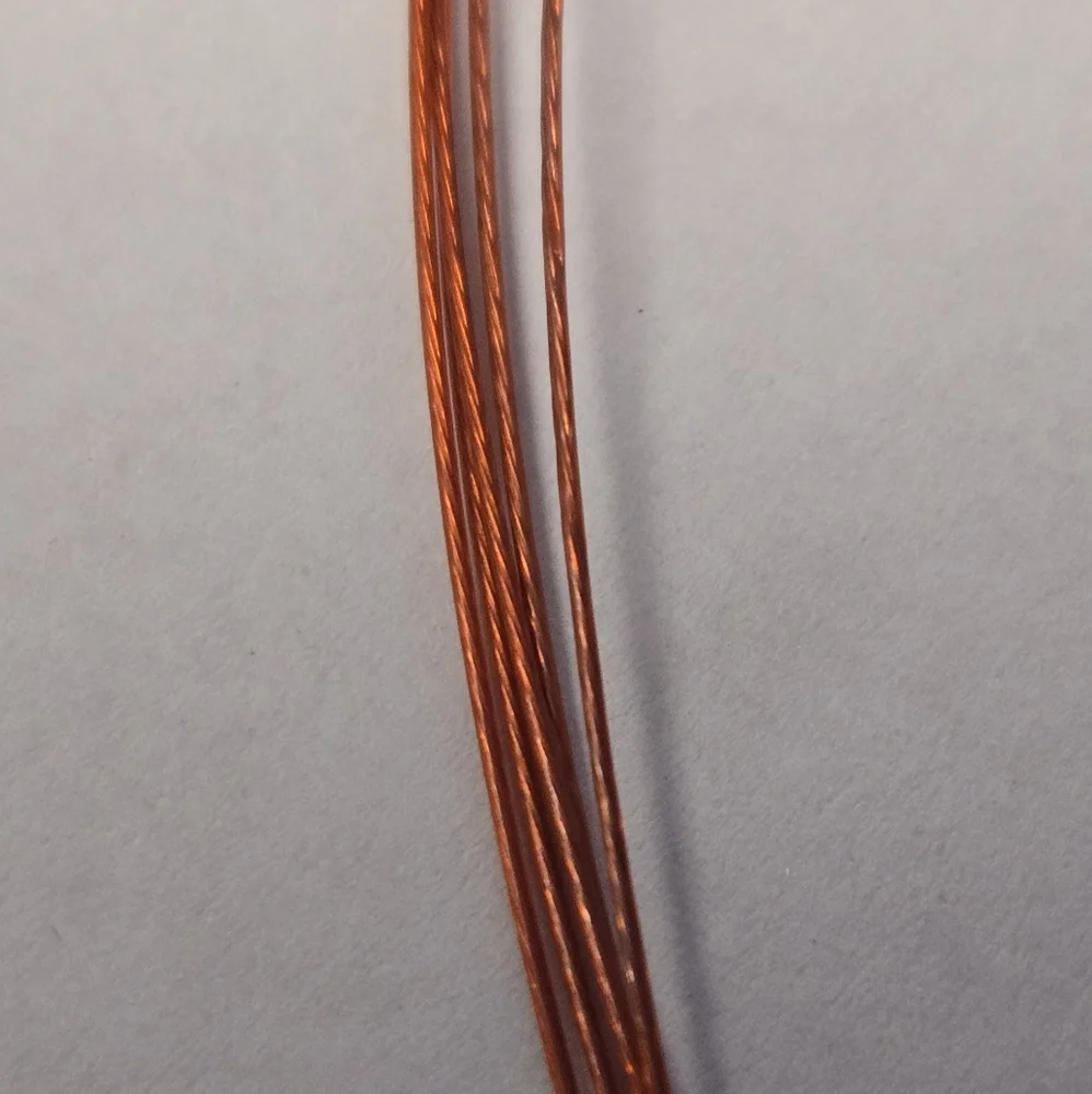 Red Steel Neck Wire Necklace - Picture 4 of 4